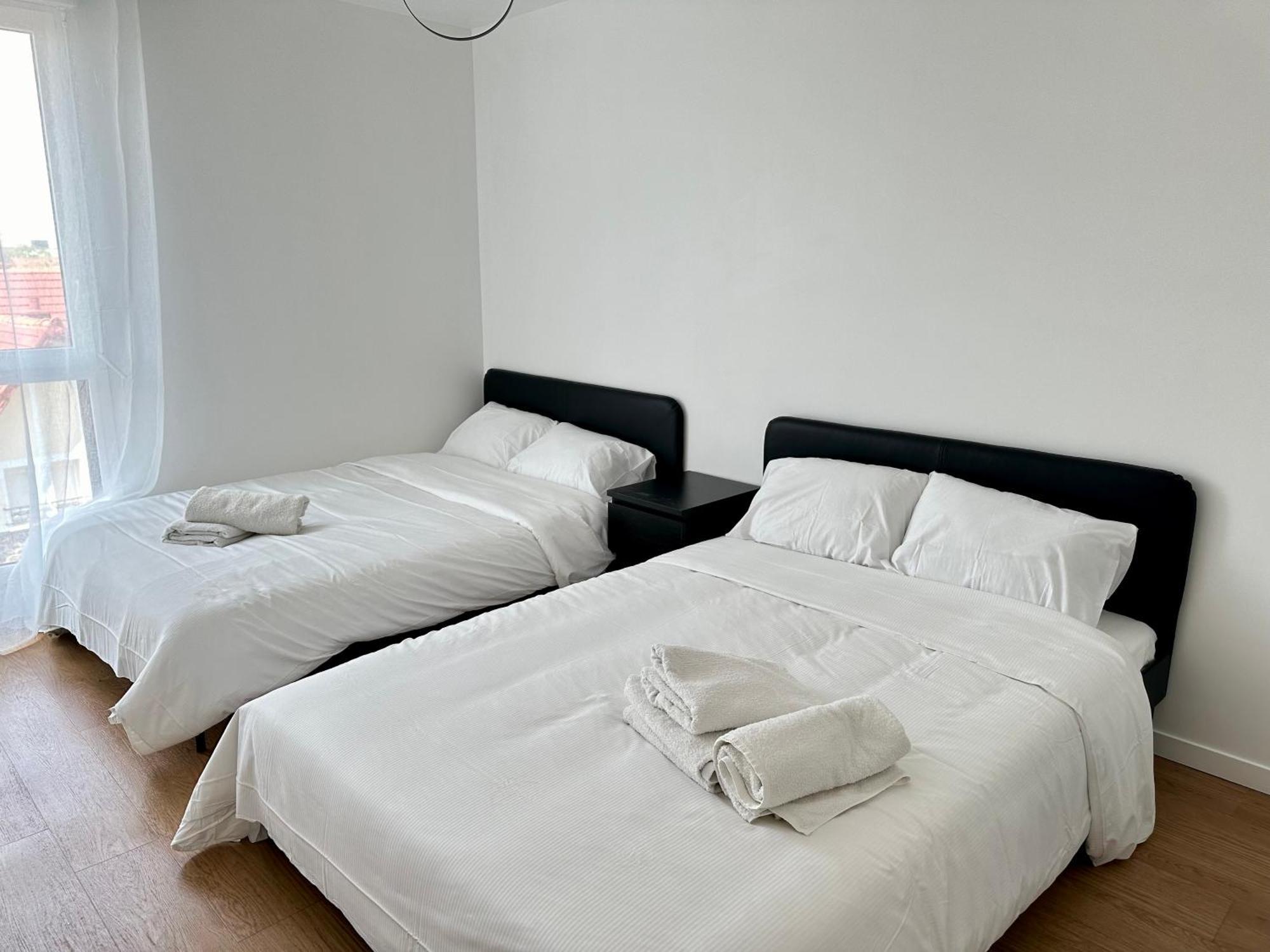 2 Pieces Avec Parking Pres De Paris By Immo Kit Apartment La Courneuve