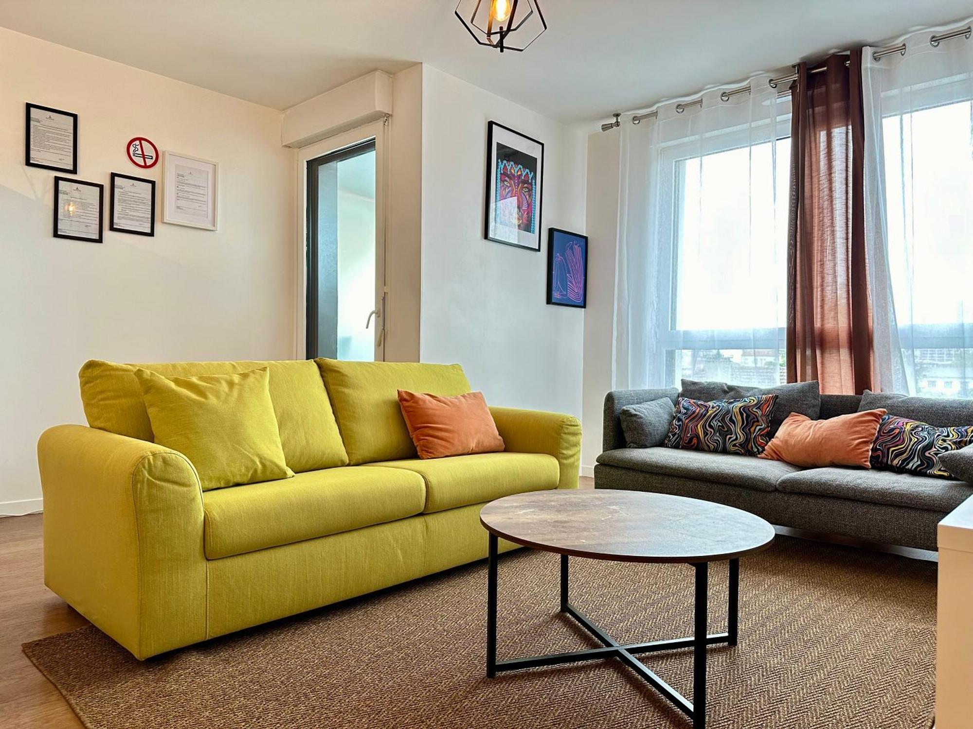 Apartment 2 Pieces Avec Parking Pres De Paris By Immo Kit