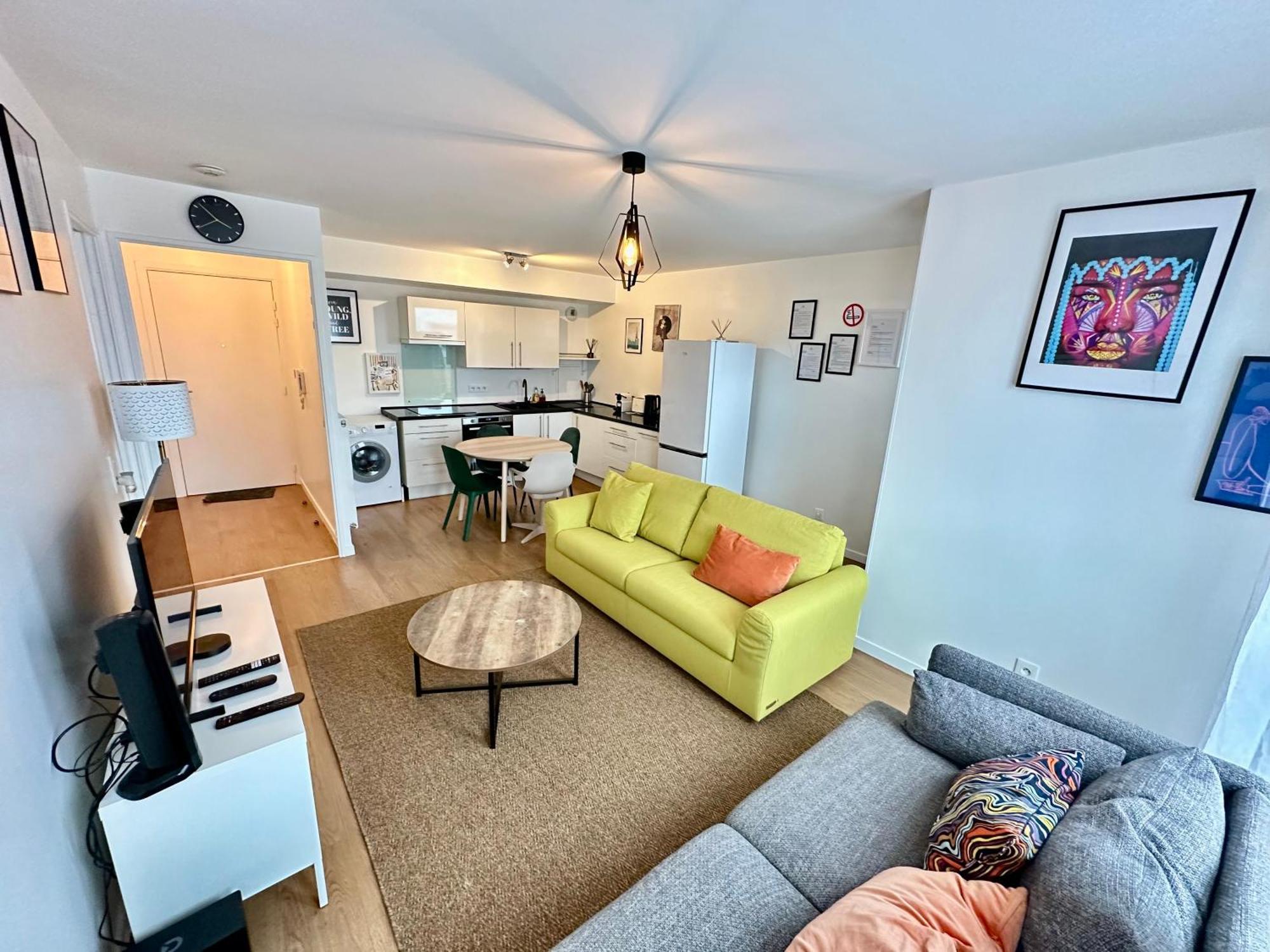 Apartment 2 Pieces Avec Parking Pres De Paris By Immo Kit